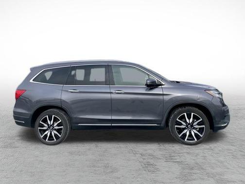 2019 Honda Pilot Touring 8-Passenger