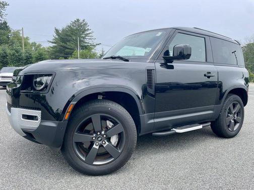2023 Land Rover Defender 90 SE