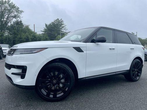 2025 Land Rover Range Rover Sport SE