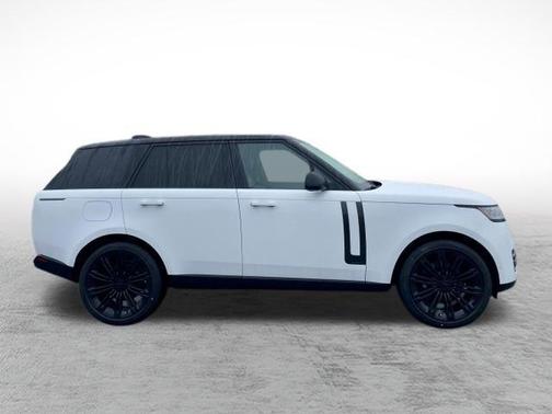 2026 Land Rover Range Rover P530 Autobiography
