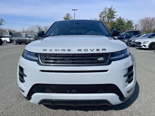 2026 Land Rover Range Rover Evoque Dynamic SE