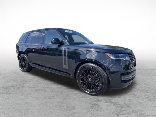 2025 Land Rover Range Rover P400 SE 7 Seat