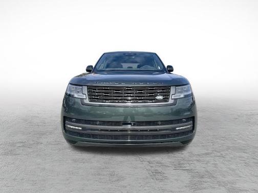 2025 Land Rover Range Rover P400 SE 7 Seat