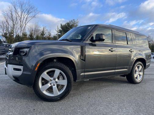 2023 Land Rover Defender 130 First Edition