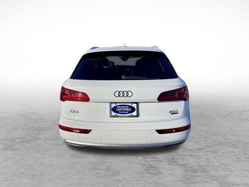 2018 Audi Q5 2.0T Premium Plus