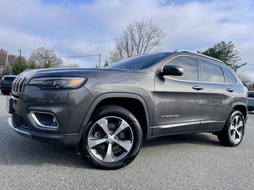 Granite Crystal Metallic Clearcoat 2019 Jeep Cherokee Limited