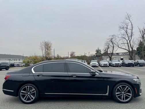 2020 BMW 750 i xDrive