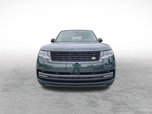 2026 Land Rover Range Rover P530 SE