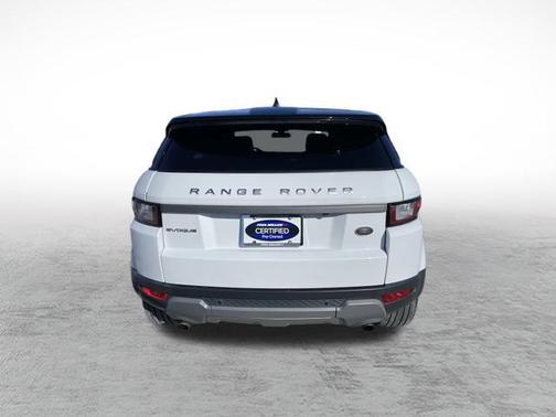Fuji White 2017 Land Rover Range Rover Evoque SE