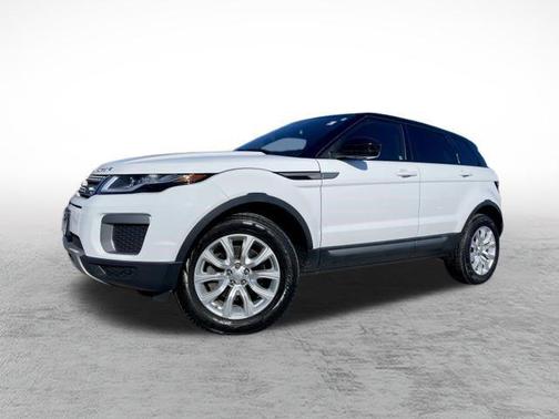 Fuji White 2017 Land Rover Range Rover Evoque SE