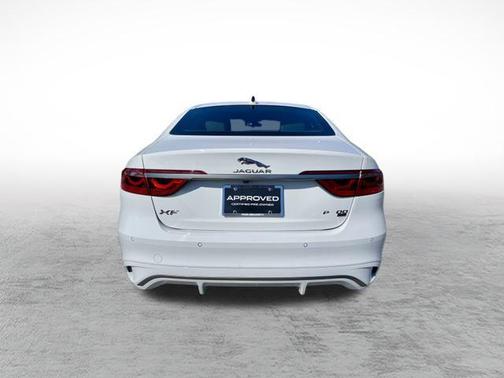2022 Jaguar XF R-Dynamic SE P300 AWD Automatic