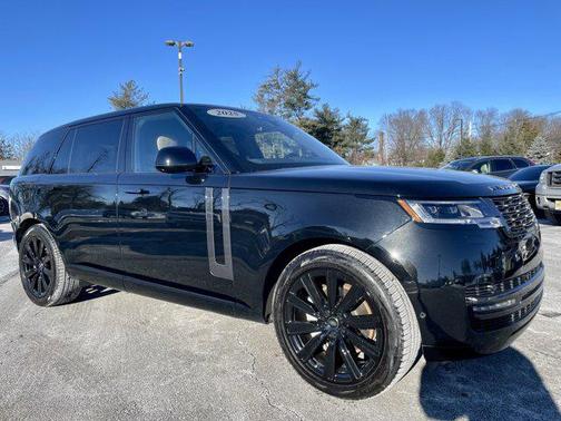 2025 Land Rover Range Rover P400 SE 7 Seat