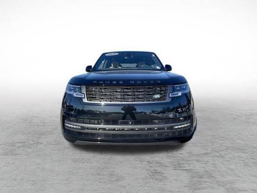 2025 Land Rover Range Rover P400 SE 7 Seat