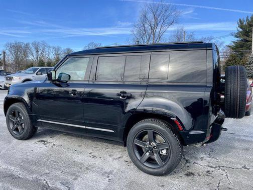 2026 Land Rover Defender P400 X-Dynamic SE