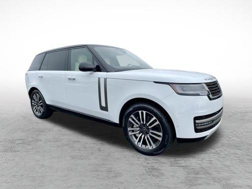 2025 Land Rover Range Rover P530 SE 7 Seat