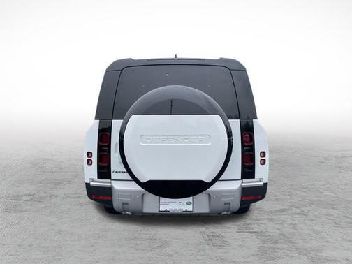 2025 Land Rover Defender 130 P300 S