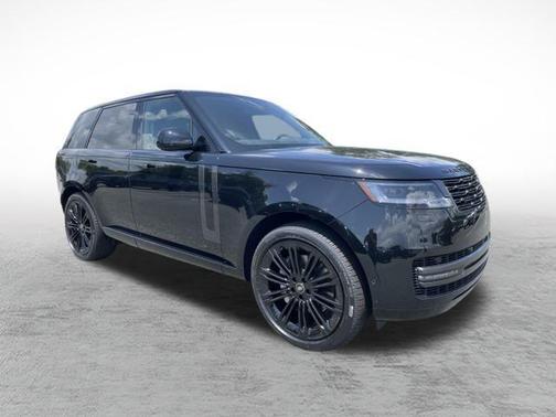 2025 Land Rover Range Rover P400 SE