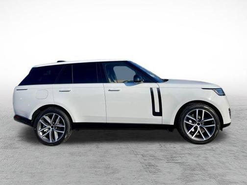 2026 Land Rover Range Rover P400 SE