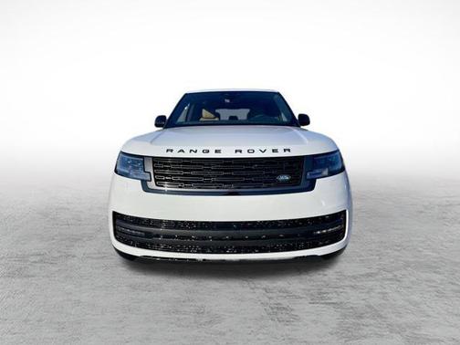 2026 Land Rover Range Rover P400 SE