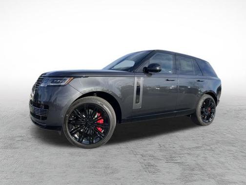 2026 Land Rover Range Rover P615 SV