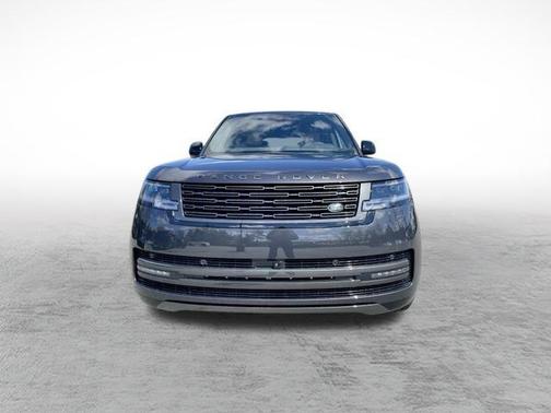 Carpathian Grey 2026 Land Rover Range Rover P550e SE