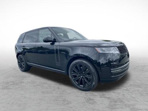 Santorini Black 2026 Land Rover Range Rover P400 SE 7 Seat