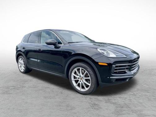 2023 Porsche Cayenne Base
