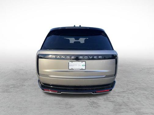 2025 Land Rover Range Rover P530 SE