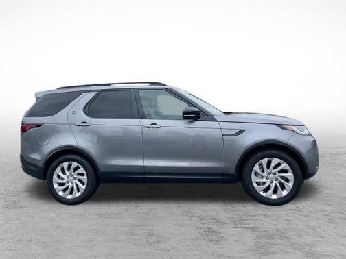2024 Land Rover Discovery P300 S
