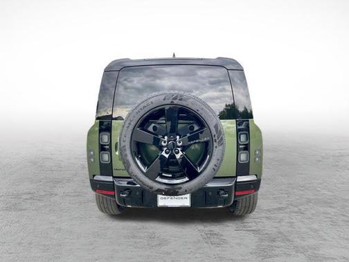 Woolstone Green 2026 Land Rover Defender P400 X-Dynamic SE