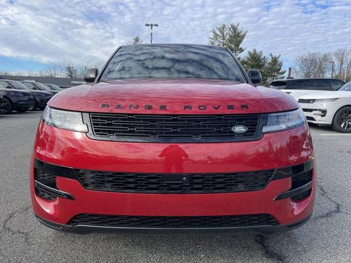 2025 Land Rover Range Rover Sport SE