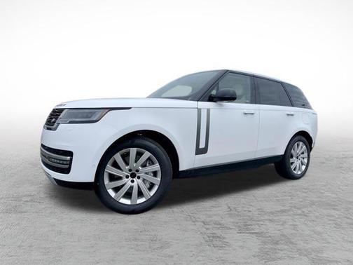 2026 Land Rover Range Rover P550e SE