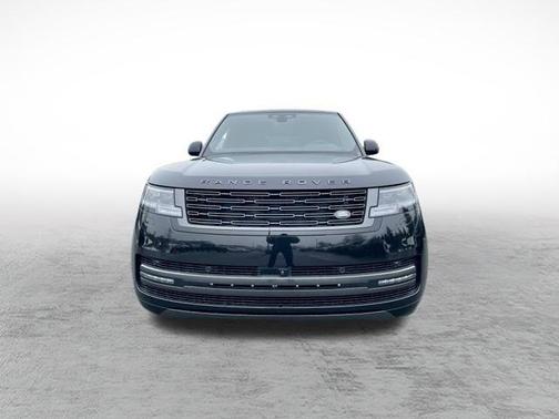 2026 Land Rover Range Rover P400 SE 7 Seat