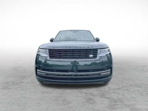 2025 Land Rover Range Rover P400 SE 7 Seat