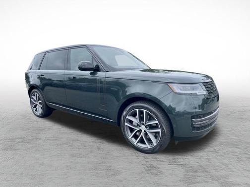 2025 Land Rover Range Rover P400 SE 7 Seat
