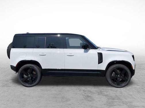2025 Land Rover Defender X-Dynamic SE