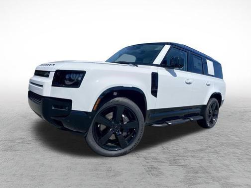 Fuji White 2026 Land Rover Defender P400 X-Dynamic SE