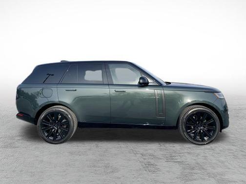 2026 Land Rover Range Rover P400 SE