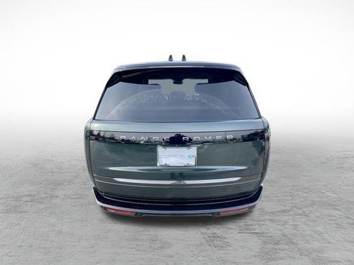 2026 Land Rover Range Rover P400 SE