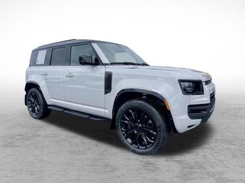 2026 Land Rover Defender P635 OCTA