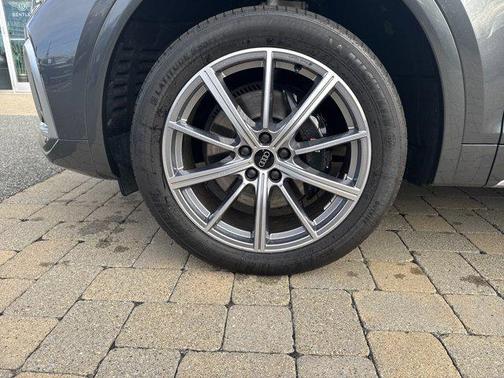 2024 Audi SQ5 3.0T Premium Plus