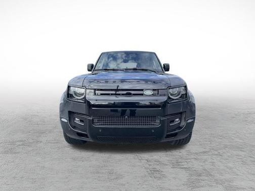 2025 Land Rover Defender 110 P400 X