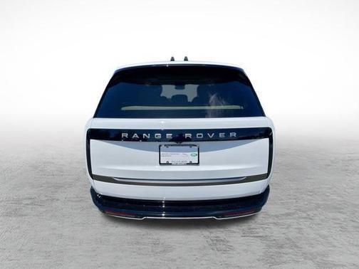2025 Land Rover Range Rover P530 SE