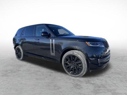 2026 Land Rover Range Rover P400 SE 7 Seat