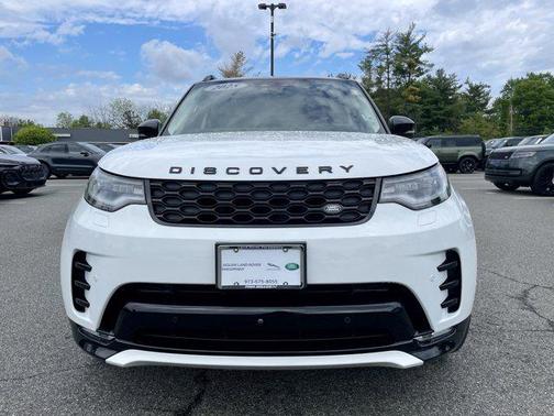 Fuji White 2025 Land Rover Discovery P360 Dynamic SE