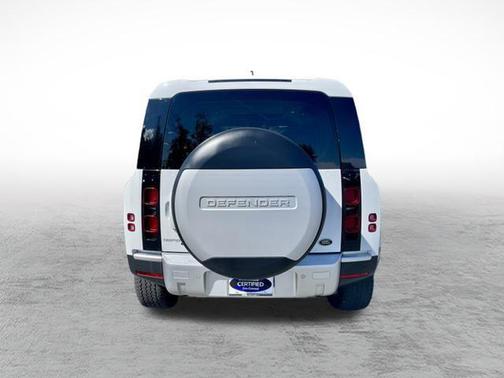 2020 Land Rover Defender 110 SE