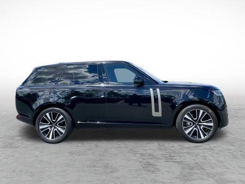 2023 Land Rover Range Rover P400 SE
