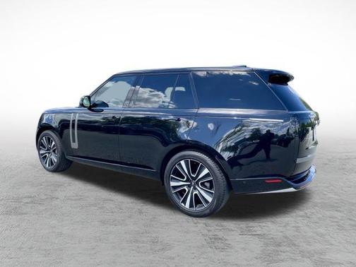 2023 Land Rover Range Rover P400 SE