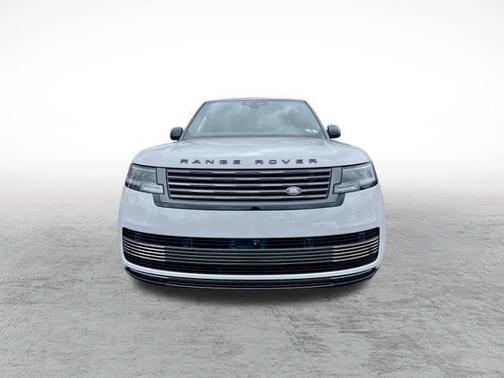 Borasco Grey Metallic 2026 Land Rover Range Rover P615 SV