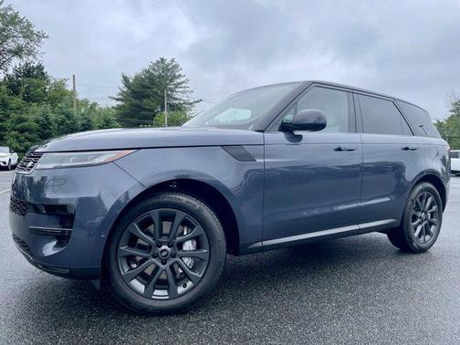 2025 Land Rover Range Rover Sport SE